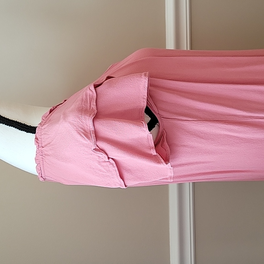 Pink top - Picture 3 of 5